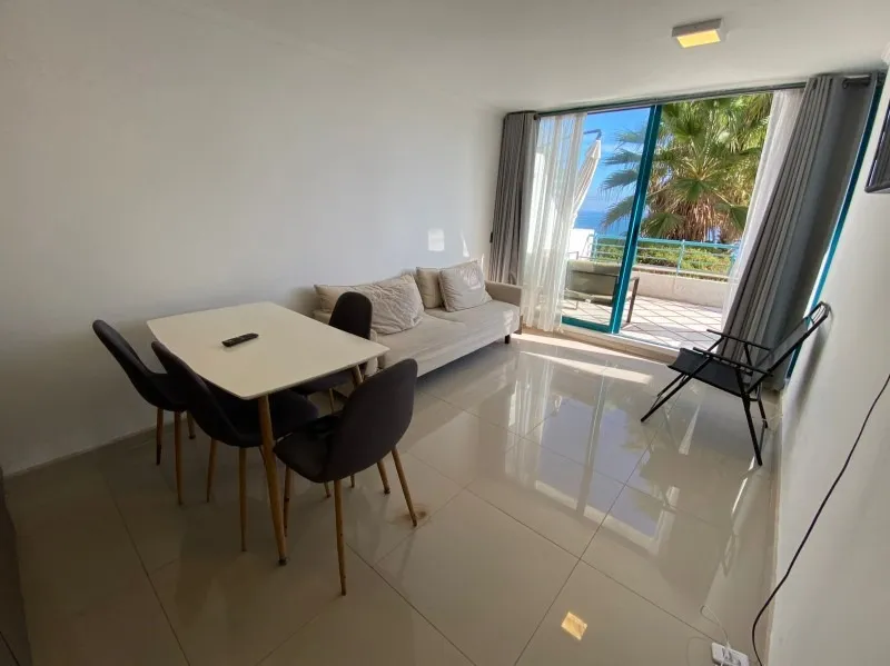 D_NQ_NP_2X_922034-MLC85972348354_062025-F-espectacular-departamento-con-vista-al-mar-frente-a-la-playa